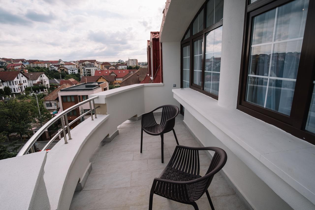 Norm Hill Hotel Клуж-Напока Екстериор снимка