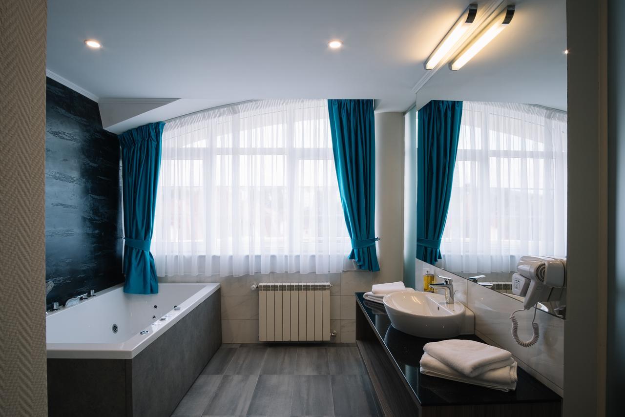 Norm Hill Hotel Клуж-Напока Екстериор снимка