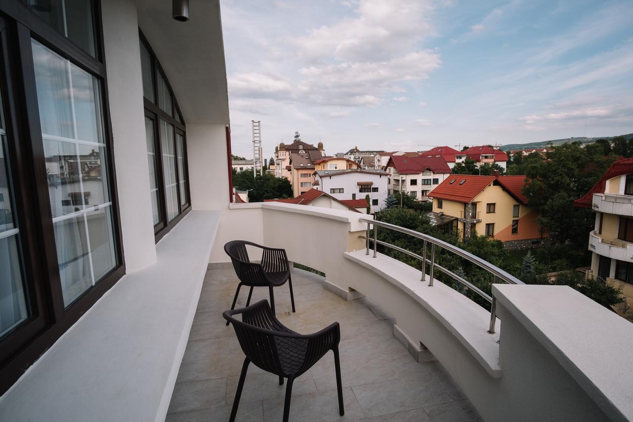 Norm Hill Hotel Клуж-Напока Екстериор снимка